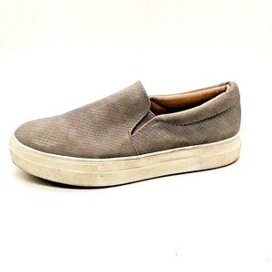 Soda Womens Sneaker Gray Loafer Slip On Flat Heel‎ Cushioned Round Toe Sz 8 M